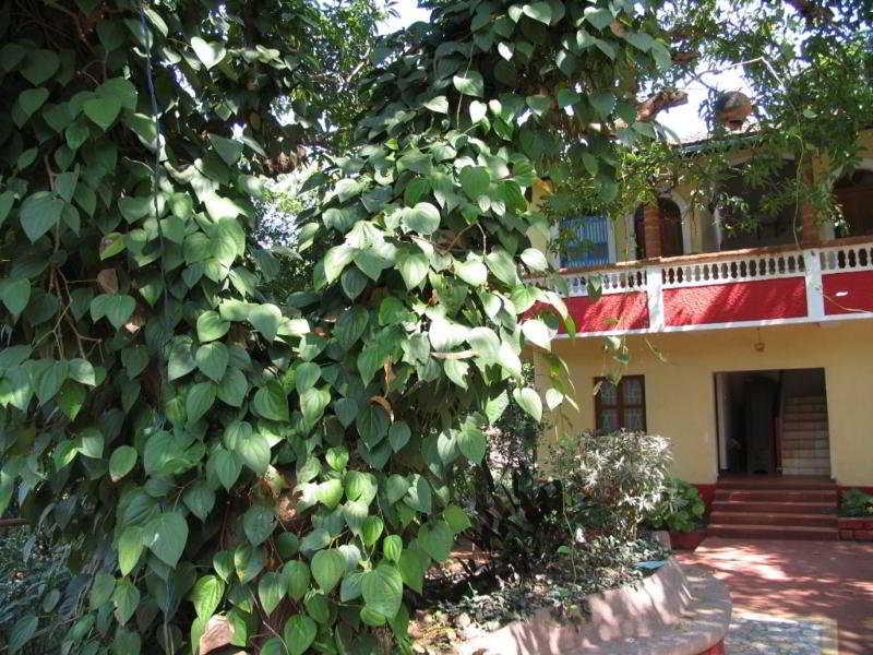 Astoria Hotel Parra Exterior photo